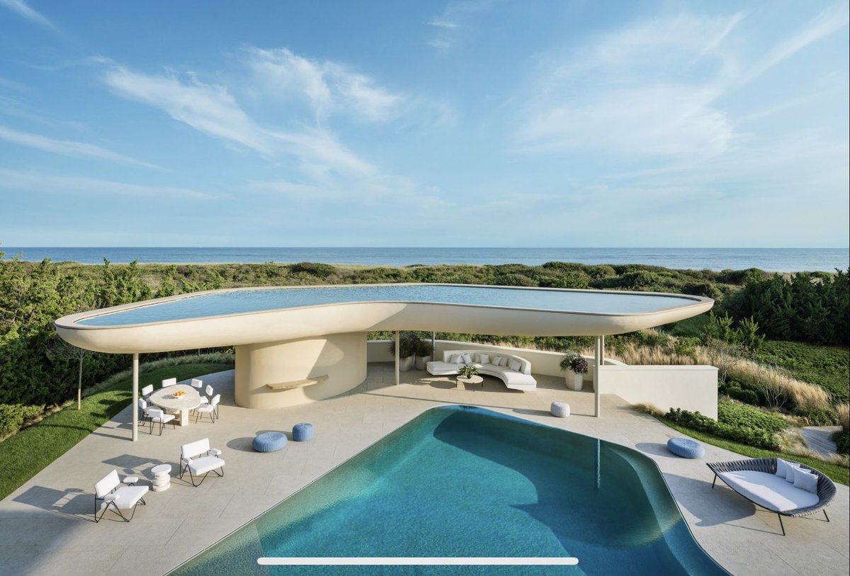 Luxury pool and house in the Hamptons